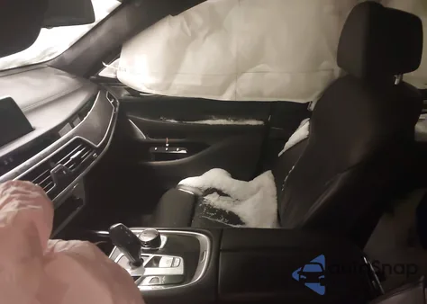 2017 BMW Alpina B7 xDrive из США, поврежденный, VIN WBA7F2C30HG423191